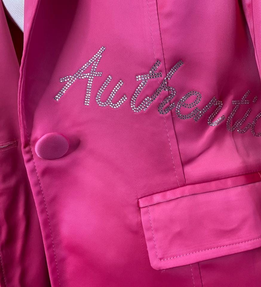 BLAZER CON LETRAS BRILLANTES ROSA - Imagen 5